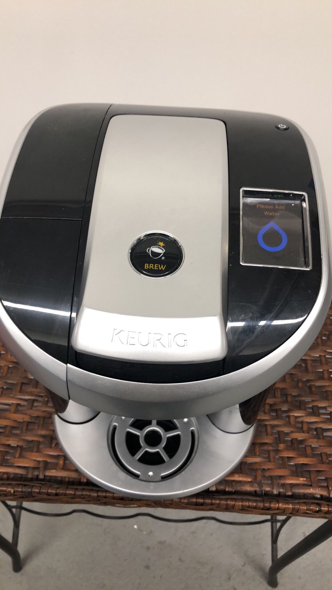 KEURIG Coffee machine almost brand new