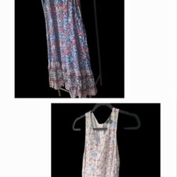 American Eagle Outfitters Floral Patterned Garment