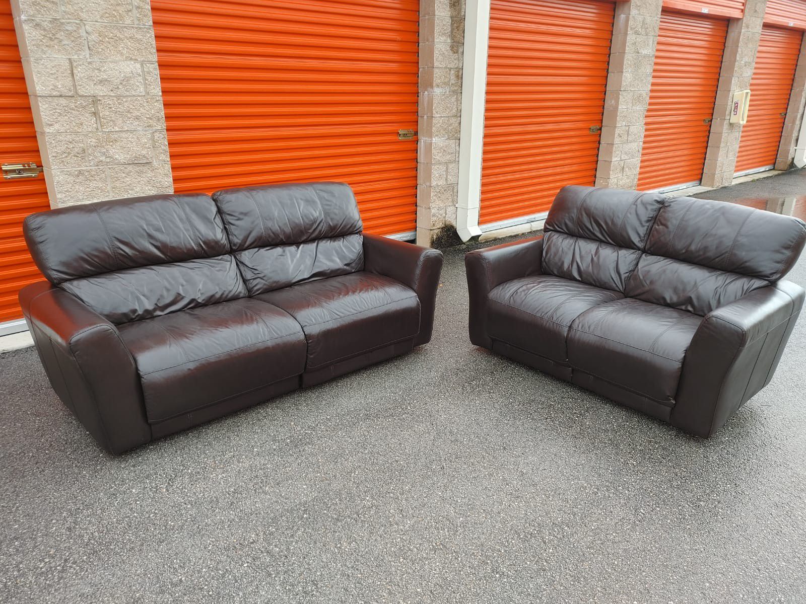 REAL / GENUINE ITALIAN LEATHER ELECTRIC RECLINERS SOFA SET - Couch + Loveseat - DELIVERY NEGOTIABLE