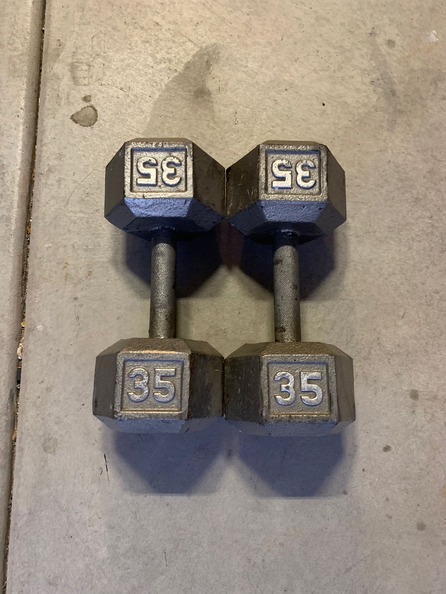 35 pound Dumbbells set