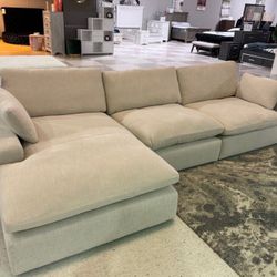 [OM] 🟪 Only $45 initial then take it home 🏡 Brand New  Elyza 3 Piece Sectional With Chaise 