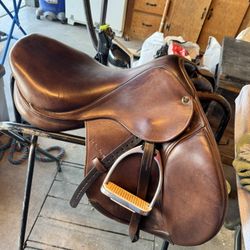 English Saddle