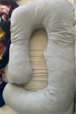 Pregnancy pillow