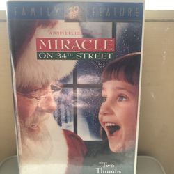 Miracle On 34th Street VHS