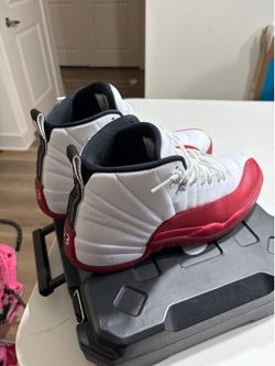 Jordan 12s Cherry Size 11 Men’s