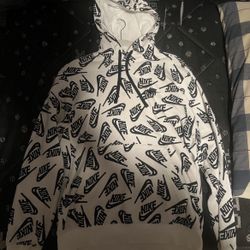 Nike Hoodie, Size Medium 