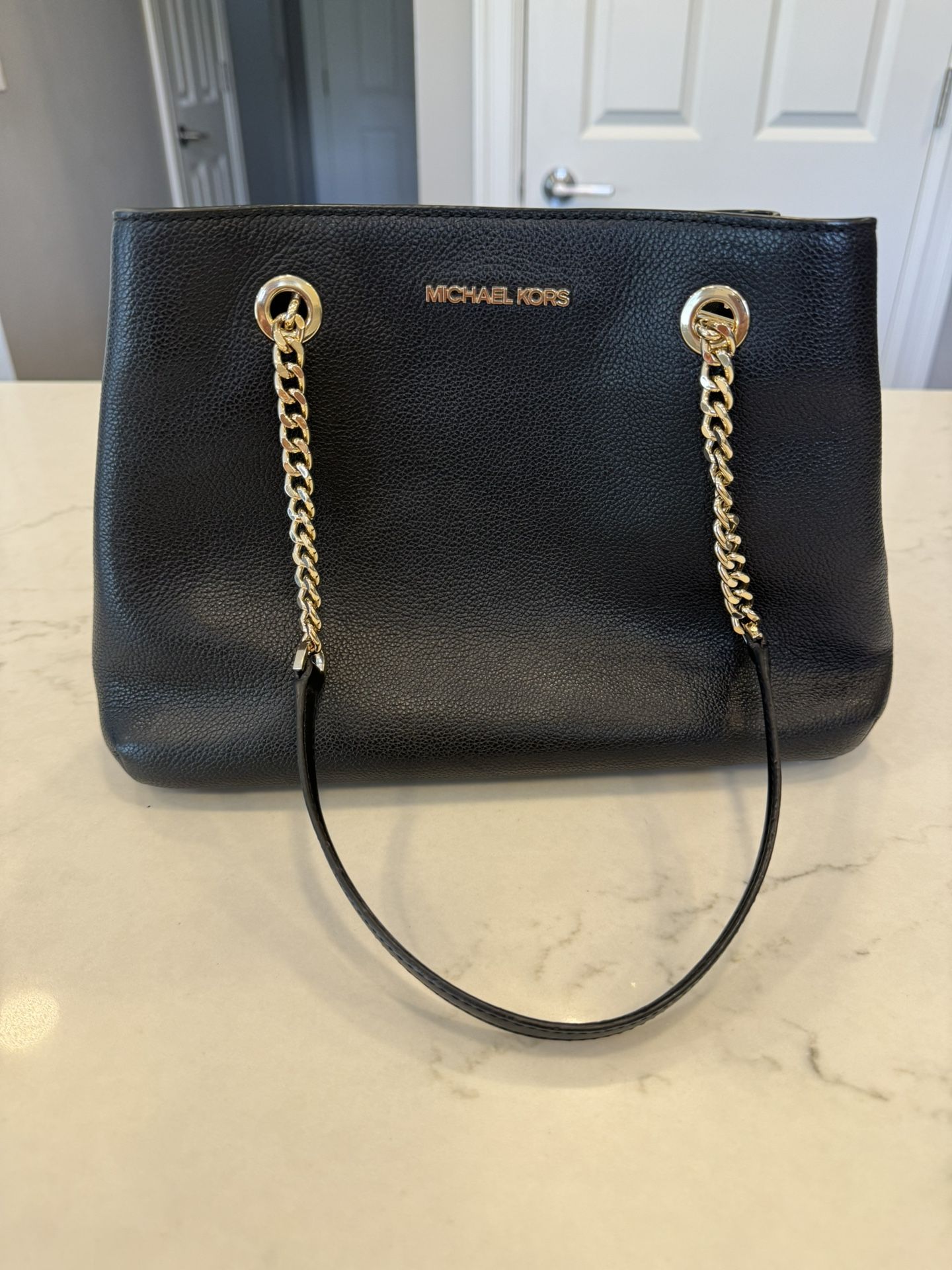 Michael Kors Teagan Shoulder Bag