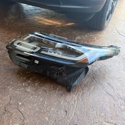Range Rover Velar Left Headlight