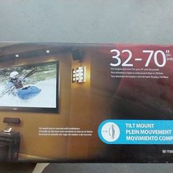 Rocket Fish - Tilting TV Wall Mount 32"-75 " TVS 