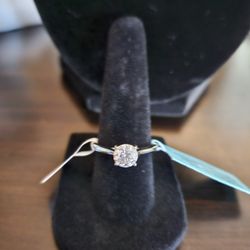 💍 Moissanite Ring | Size 7 | Sterling Silver | VVS D Color | GRA Certified