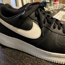 Nike Air Force 1 Low “Black White Pebbled Leather”