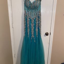 PROM DRESS