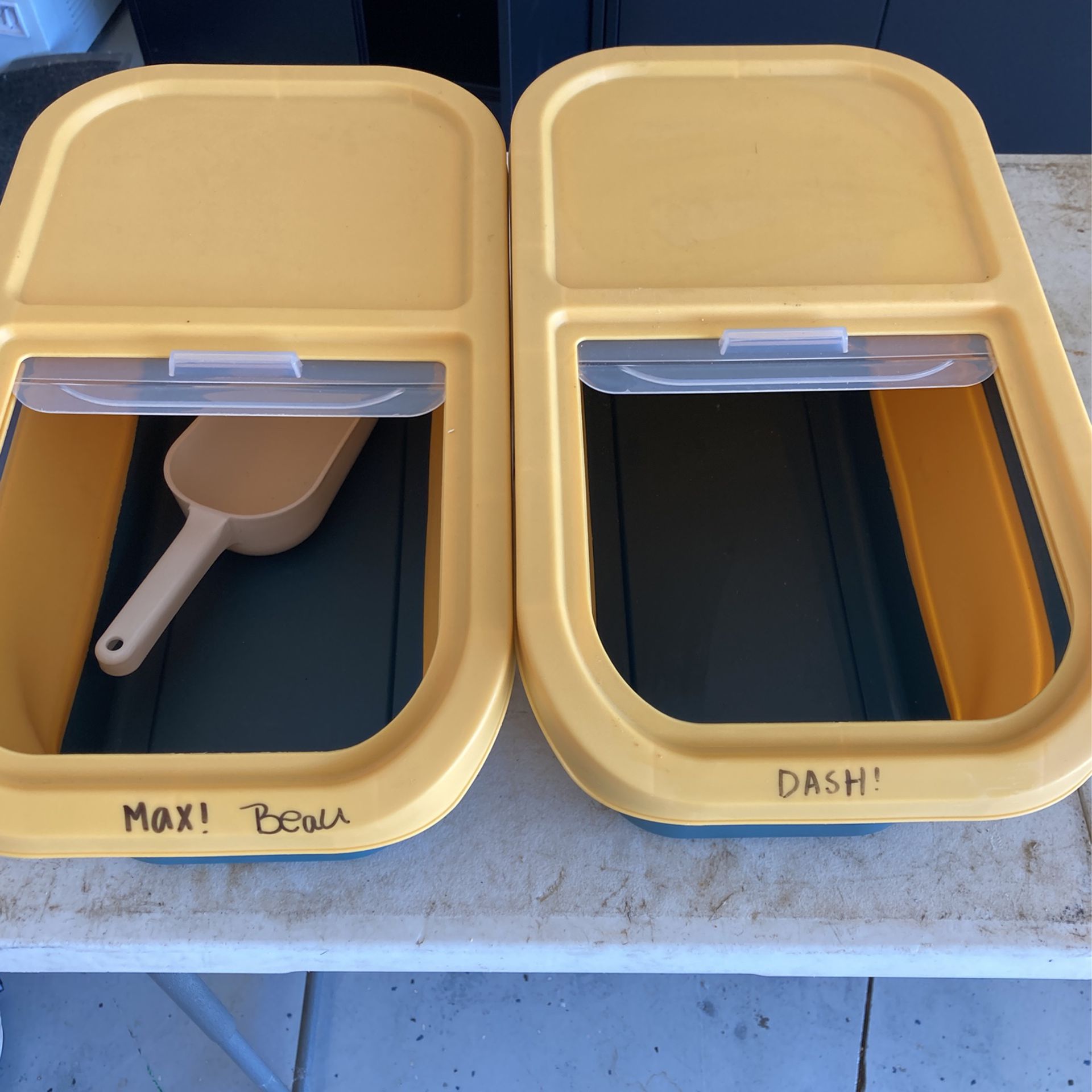 Collapsible Dog Food Storage Containers