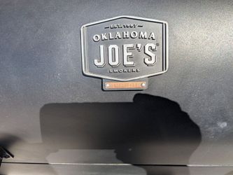 Oklahoma Joe's pellet smoker