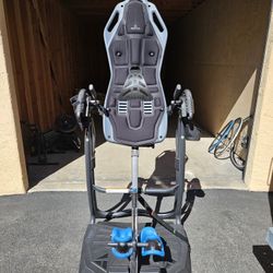 Teeter FitSpine LX9 Inversion Table + Full Accessory Bundle (GS1025 Gift Set, EX1450 Cushion & TEP-1350 Massager) – Excellent Condition!

