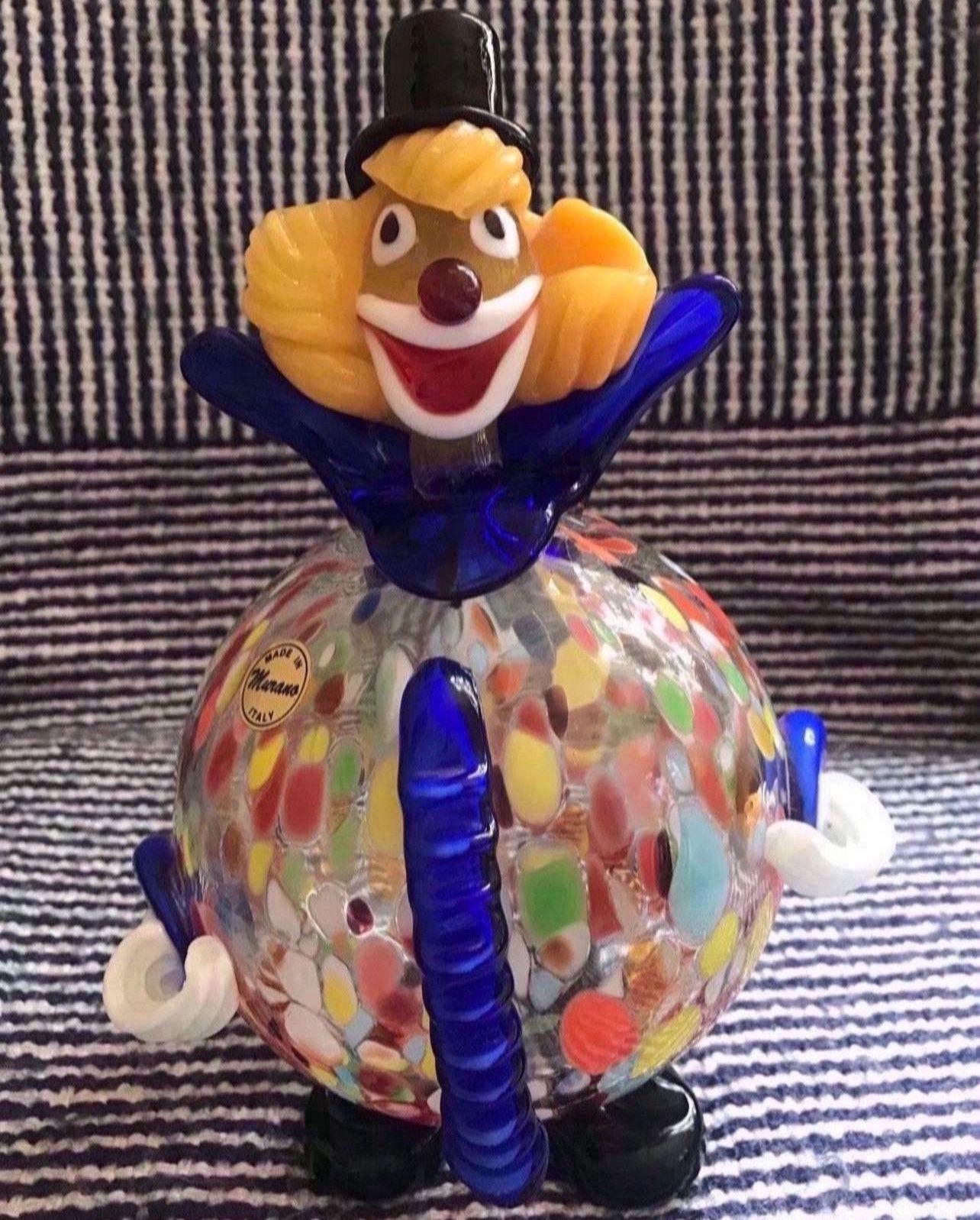Authentic GlassOfVenice Murano Glass Clown - Round in mint condition     