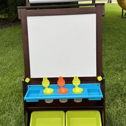 KidKraft Art Easel