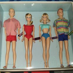 Double Date 50th Anniversary gold Label Barbie