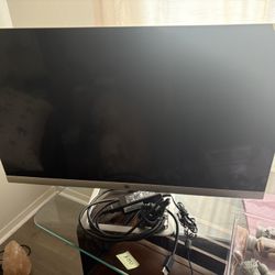 17” HP Computer Monitor with HDMI cable like new