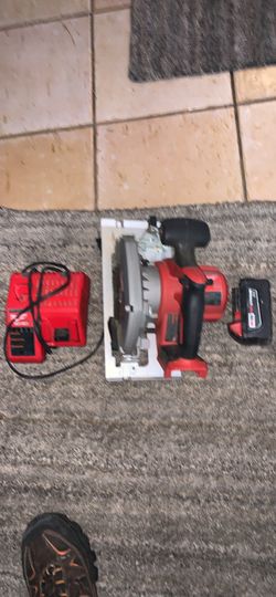 Milwaukee Battery Powered Circular Saw/M18 Battery /Charger