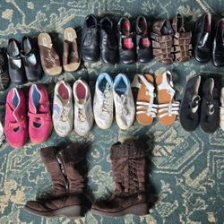 Various Sizes Of Kids Shoes