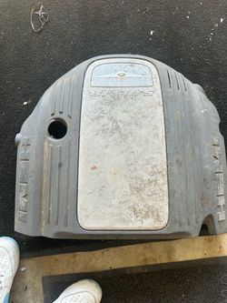 2005 to 2010 Chrysler 300 5.7L V8 Hemi Engine Motor Cover