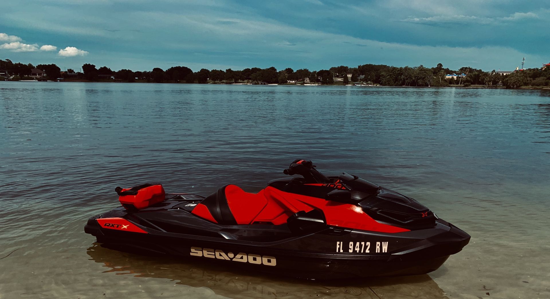 Jet ski