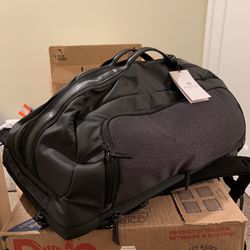 Travel Duffel Bag (black)