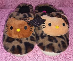Hello Kitty Slippers