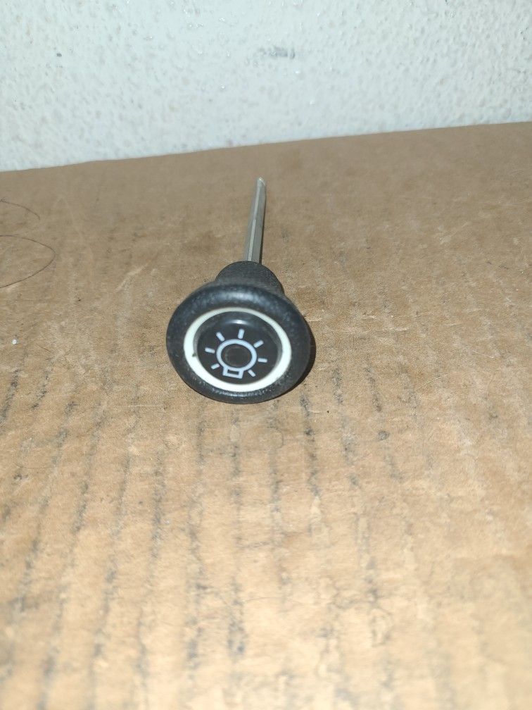 International 469859C2 Headlight Switch Pull Knob