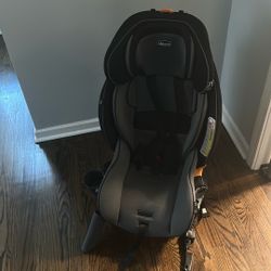 Chicco Convertible Car Seat