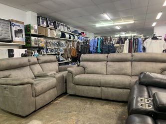 2 pc, loveseat and sofa $1299