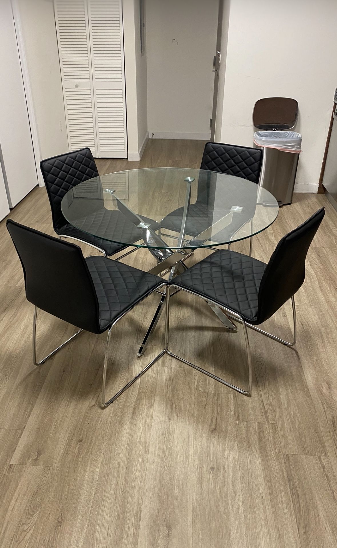 Glass Dining Table Set - 4 Leather Chairs