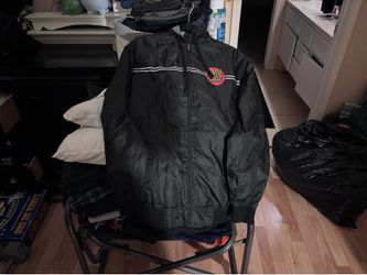 Santa Cruz Wind Breaker