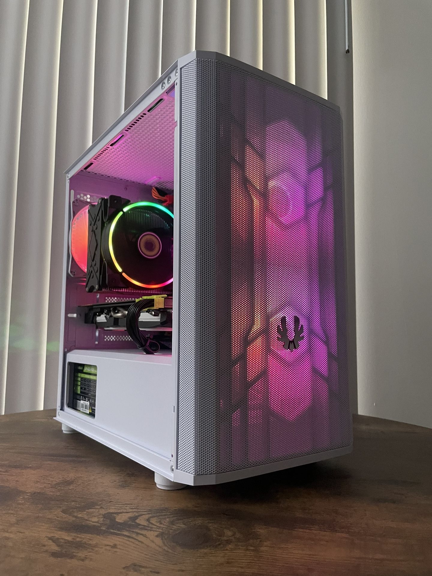 Custom White MATX Gaming PC: Intel 10 Core CPU, GTX 1080 8GB, 32GB Ram, 512GB SSD, Windows 11 Pro, Office 2021 + More!