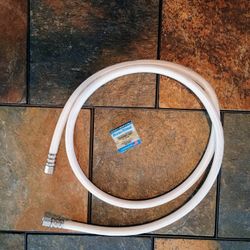 Flow Master Ice Maker Hook Up 5' Hose 1/4c x 1/4c
