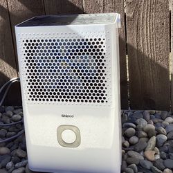 Free shinco Dehumidifier - Needs Repair