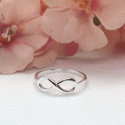 Infinity Ring | Size 8.5