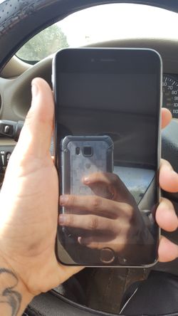 First person with 225 comes and gets it iPhone 6s plus T-Mobile or MetroPCS mint condition