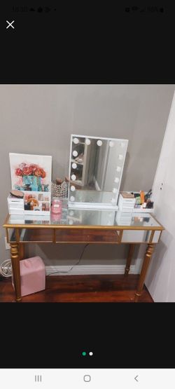 Small Glass Vannity/ Entryway Table