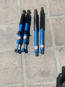 Toyota Tacoma Shocks 2005-15