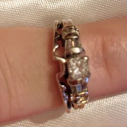 Beautiful  Wedding  Set Size 6 1/2  Diamonds White  andYellow Gold