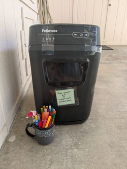 Paper shredder