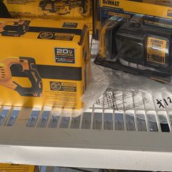 New tools, in good condition.  Prices vary, ranging from $50 -$ 99 to   $580 . There is a one month warranty , the money is not returned, only credit 