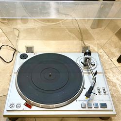 1980’s Kenwood Audiophile Turntable + Cartridge