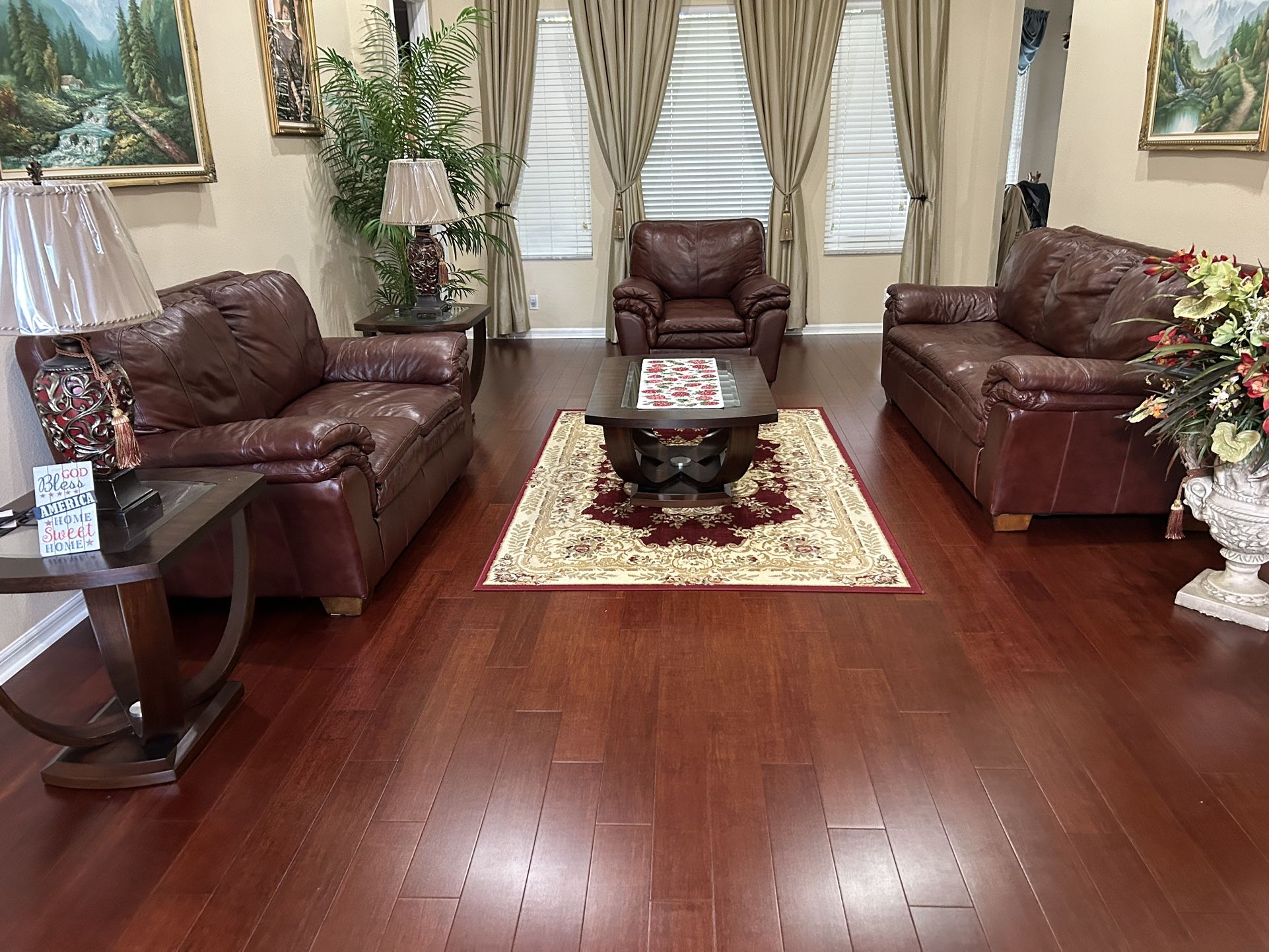 Genuine Leather Living Room Set Plus Coffee Table and Two Lamp Stand