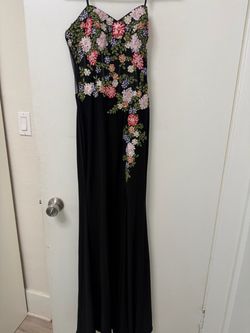 Womens Black dress size 1
