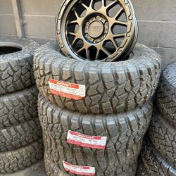 SET LT 285/70/17 MUD TERRAIN TIRES AND NEW 17” RIMS BRAND NEW