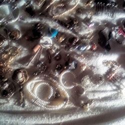 Vintage Costume Jewelry 