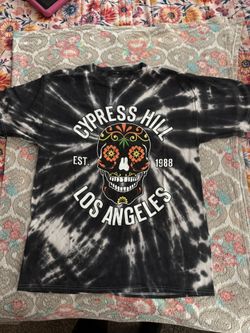 Cypress Hill Floral Skull Graphic Tee  Size Large